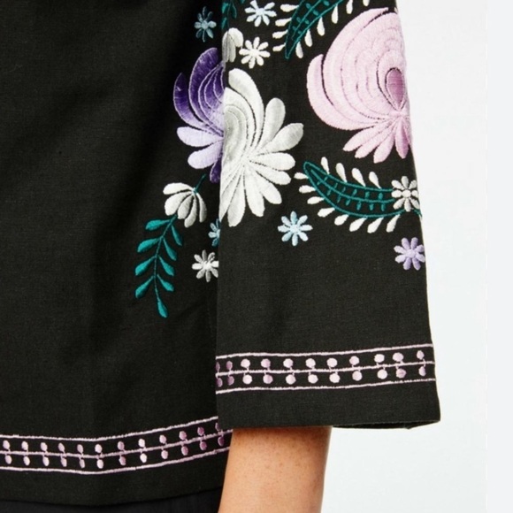 Roller Rabbit Lucena Embroidered Julia Top size s - Picture 3 of 11